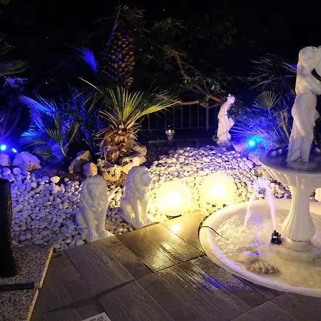 Penthouse Montecarlo Style With Lounge Pool Apartman